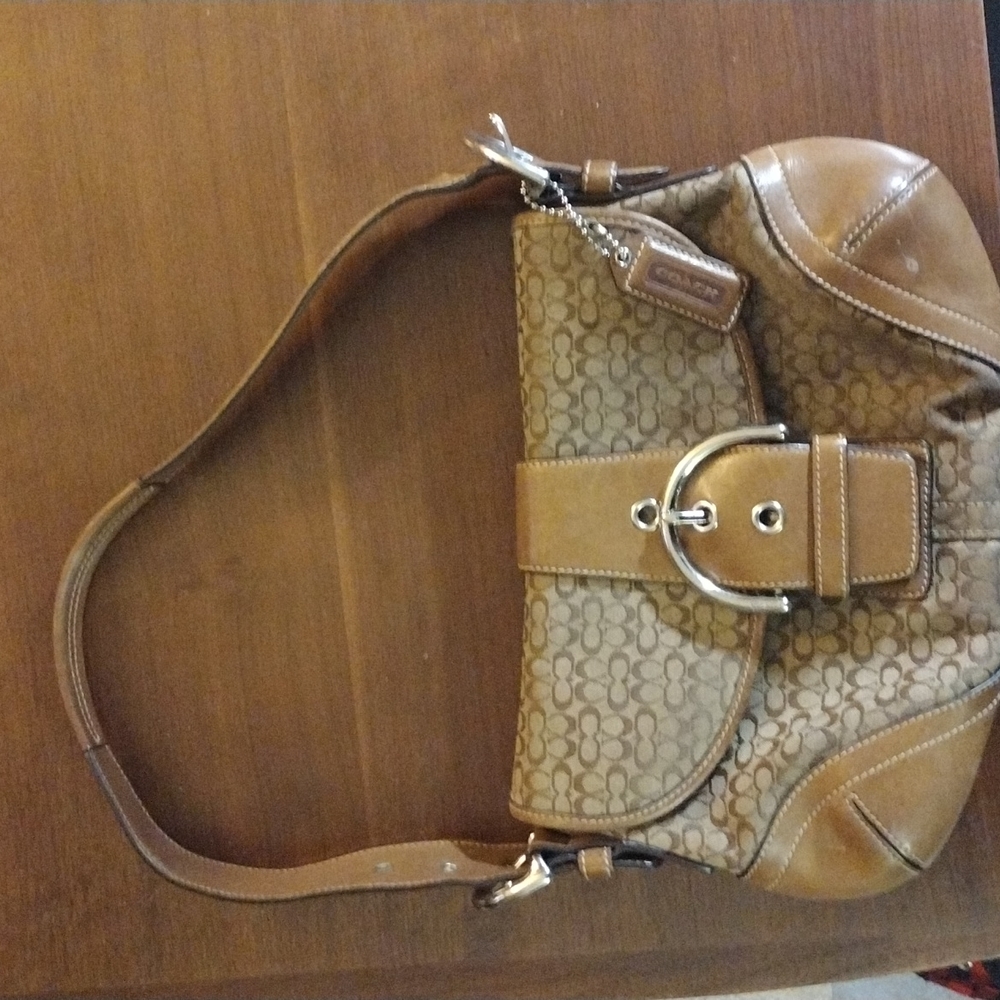 Coach shoulder bag